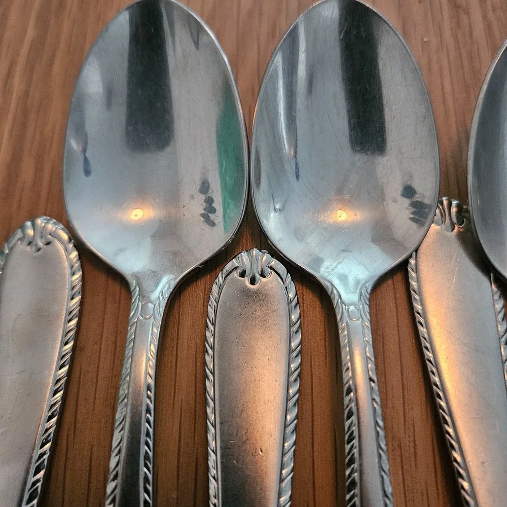 Set of 6 spoons beaded‎ rope edge pattern silvertone